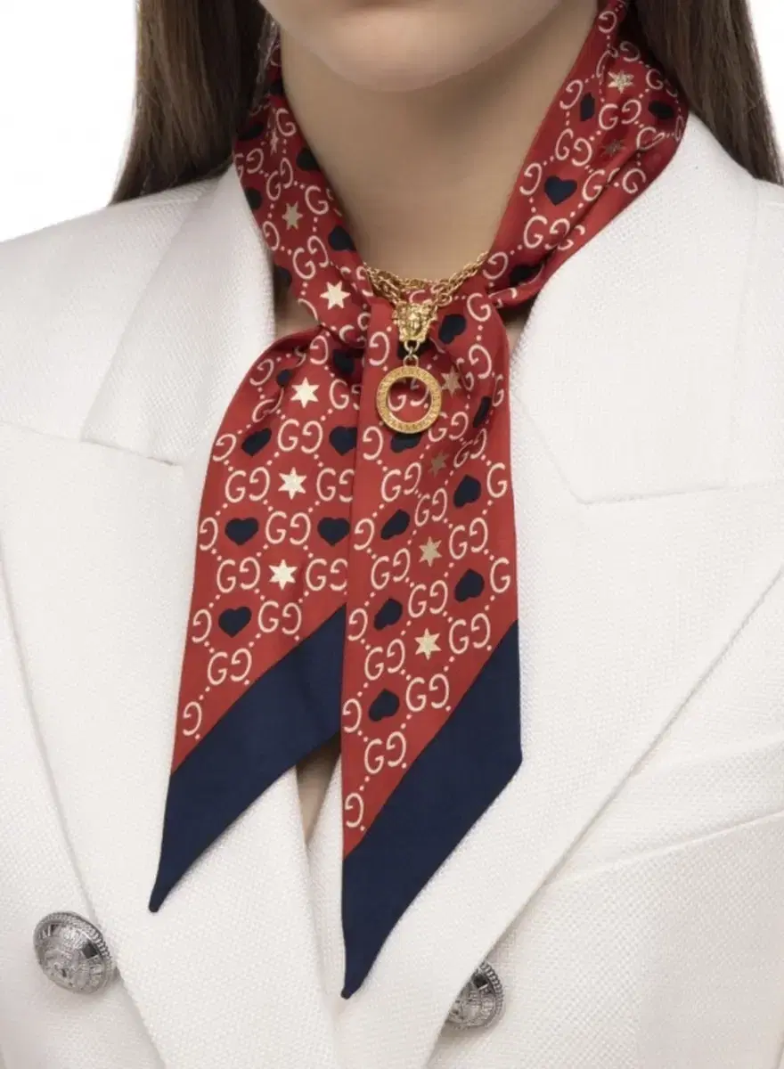 GUCCI 新品ウールジャガードストール⭐︎ベージュ入手困難 GUCCI 新品ウールジャガードストール⭐︎ベージュ入手困難